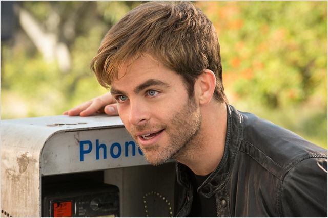 quero-matar-meu-chefe-2-chris-pine