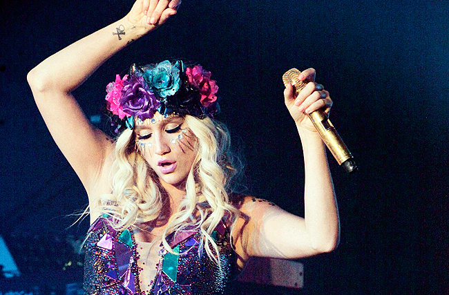 Ke$ha and Pitbull Perform at Haven at Golden Nugget Atlantic City