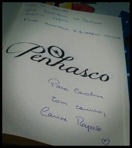 livro-autografado-o-penhasco-de-carine-raposo