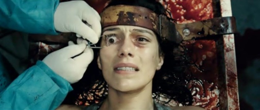 O Cativeiro (Caged Captifs) - 2010 scene